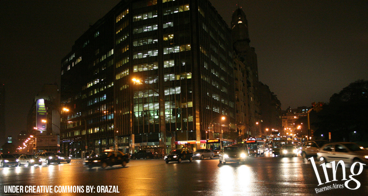 Actividades en Buenos Aires de noche 